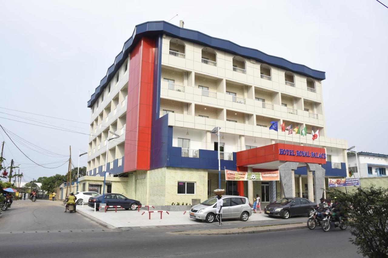 Hotel Royal Palace Douala Exterior photo