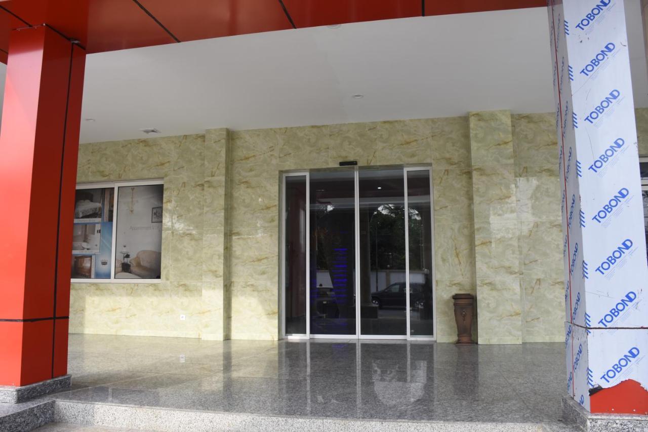Hotel Royal Palace Douala Exterior photo